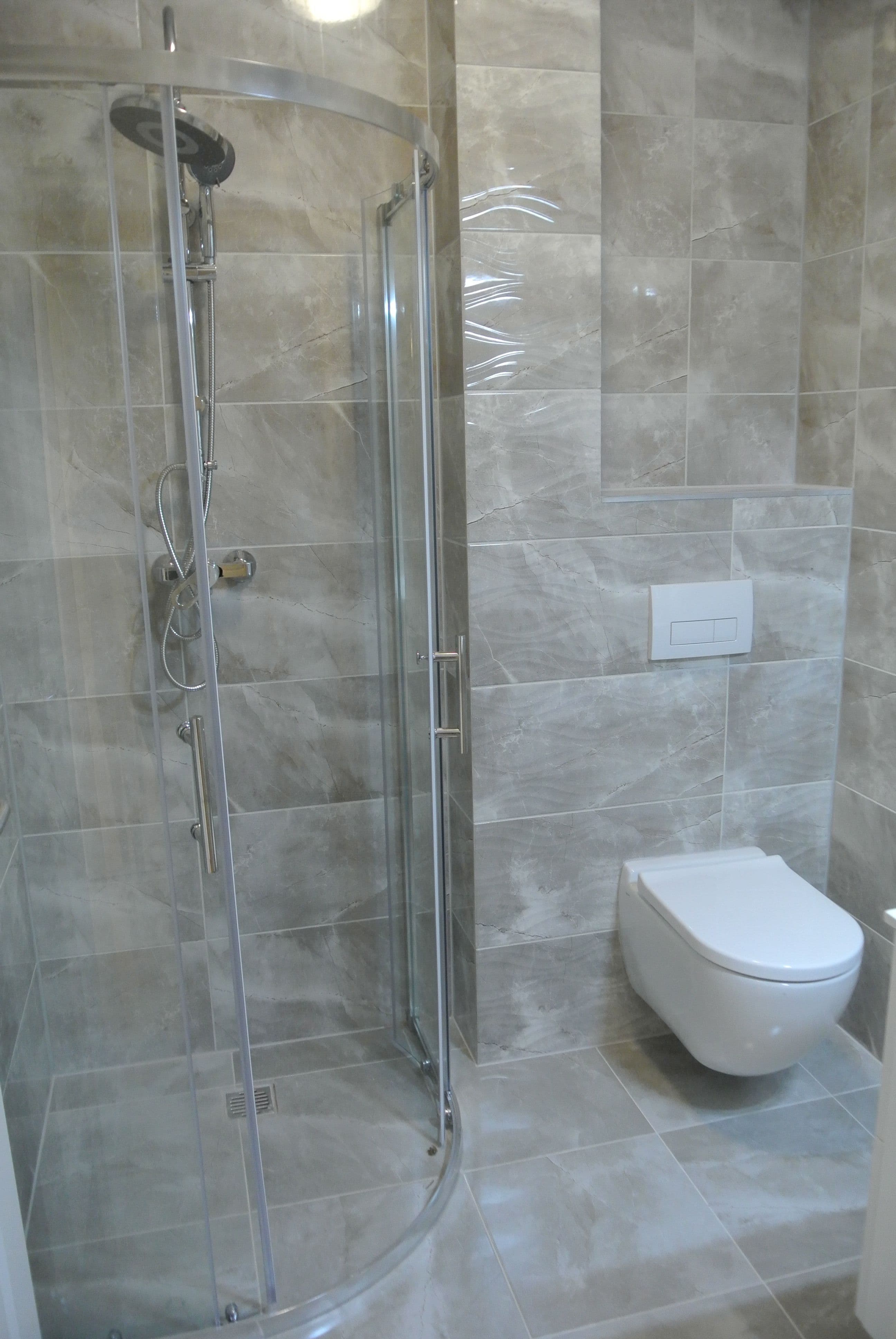 Room 1 — Guesthouse rooms, Groß-Buchholz, Hannover — 4