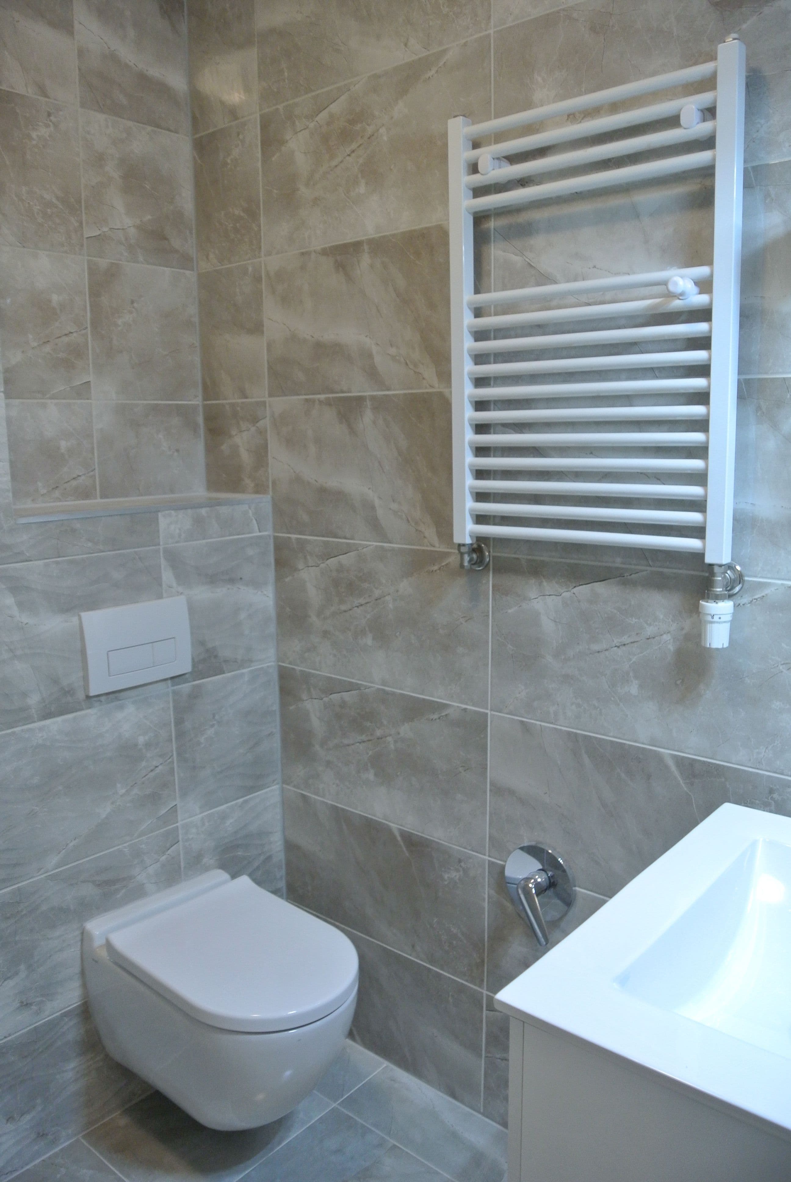 Room 1 — Guesthouse rooms, Groß-Buchholz, Hannover — 5