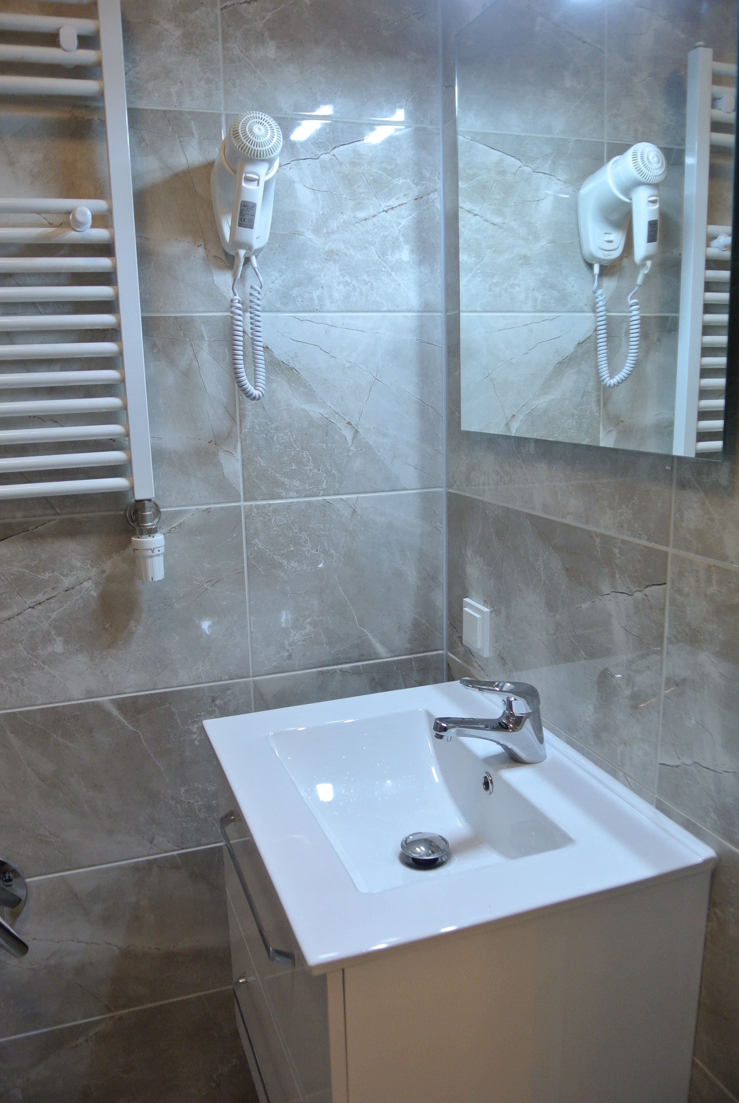 Room 1 — Guesthouse rooms, Groß-Buchholz, Hannover — 6