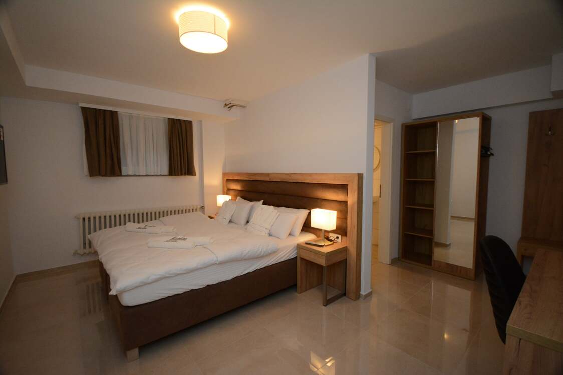 Room 11