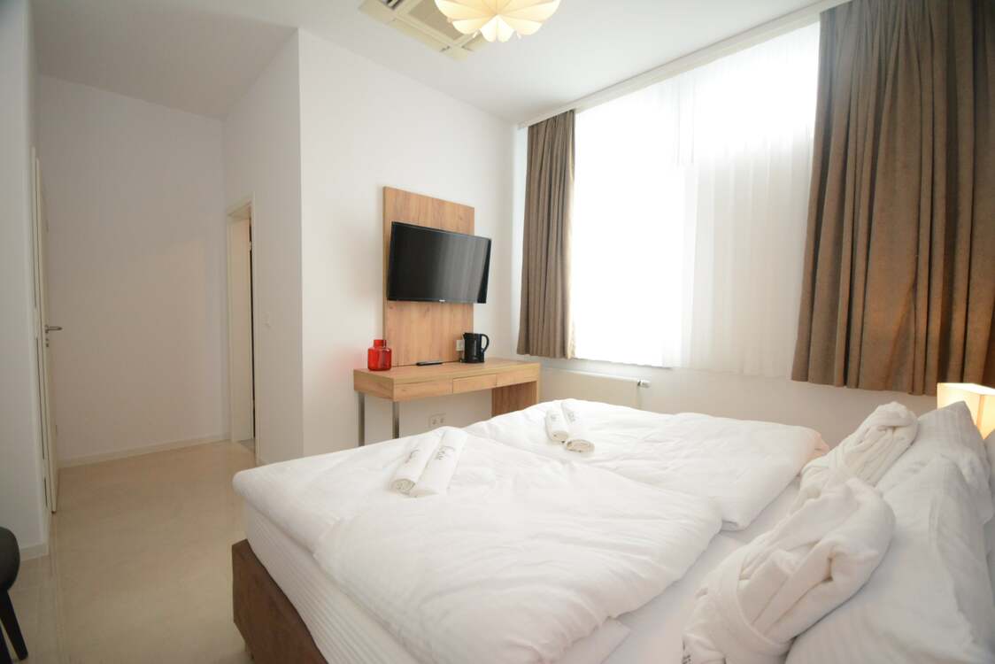Room 7 — Guesthouse rooms, Groß-Buchholz, Hannover — 2